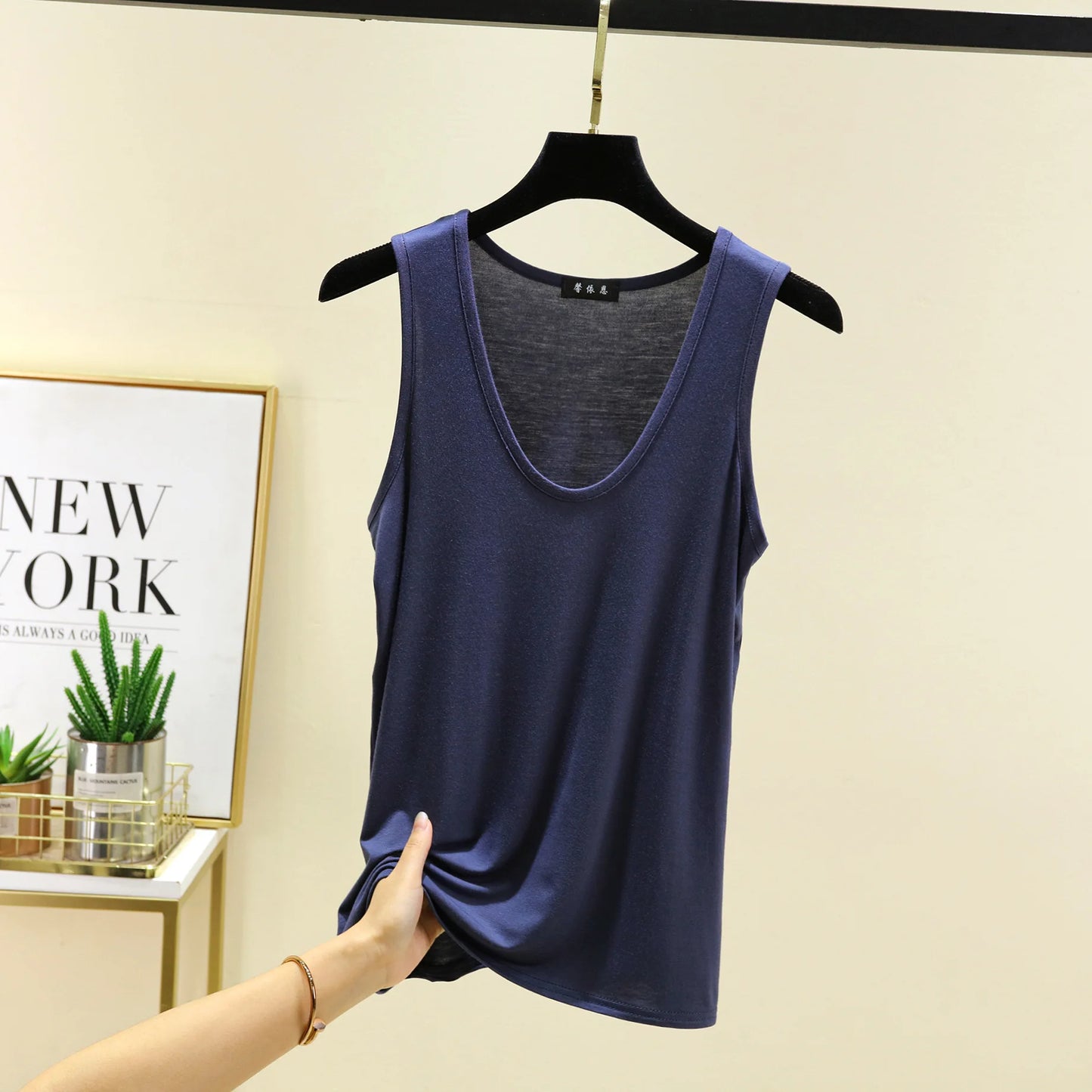 Plus size L to 6XL Modal Women's tank Tops U-Neck Summer Thin sleeveless Bottomed Top Loose Tee Tops  vest comfort homewear