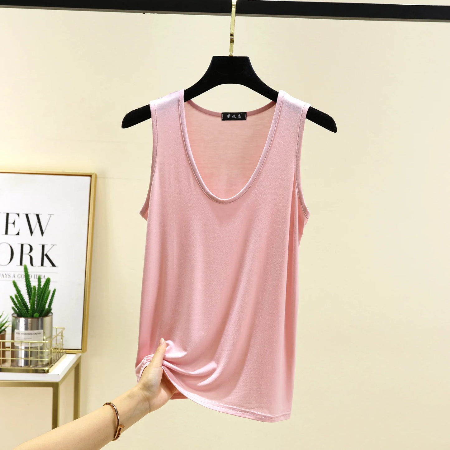 Plus size L to 6XL Modal Women's tank Tops U-Neck Summer Thin sleeveless Bottomed Top Loose Tee Tops  vest comfort homewear