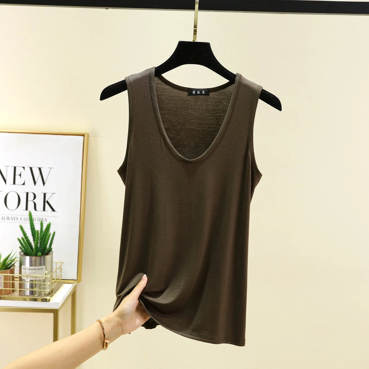 Plus size L to 6XL Modal Women's tank Tops U-Neck Summer Thin sleeveless Bottomed Top Loose Tee Tops  vest comfort homewear