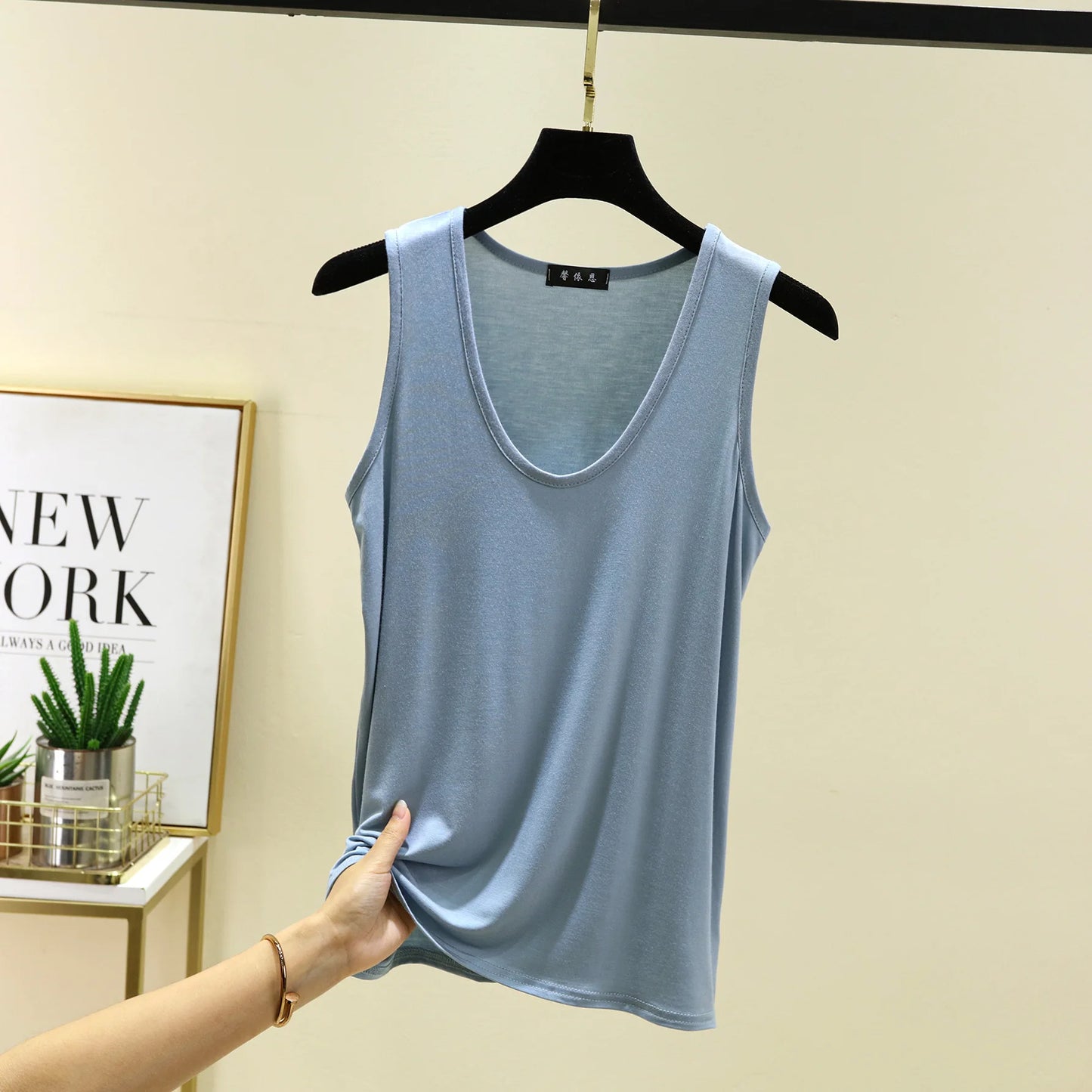 Plus size L to 6XL Modal Women's tank Tops U-Neck Summer Thin sleeveless Bottomed Top Loose Tee Tops  vest comfort homewear